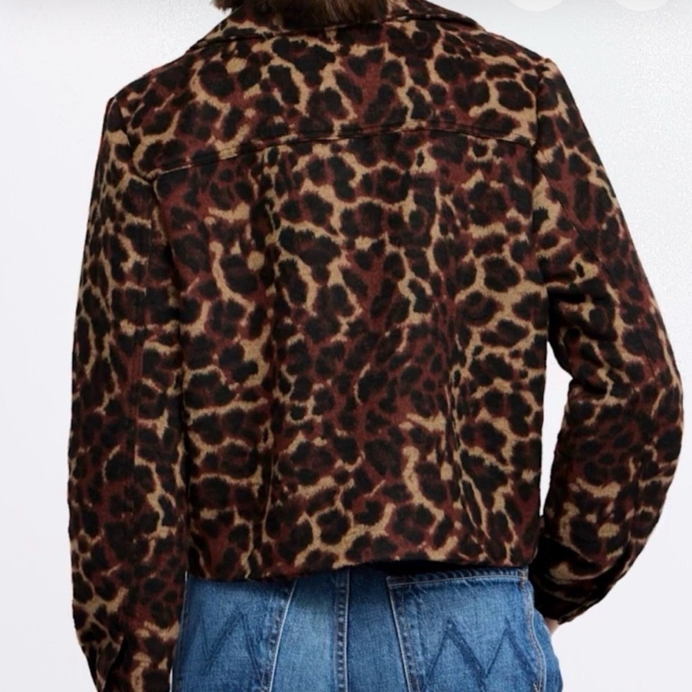 Vigoss Leopard Print Teddy Jacket - Picture 5 of 5